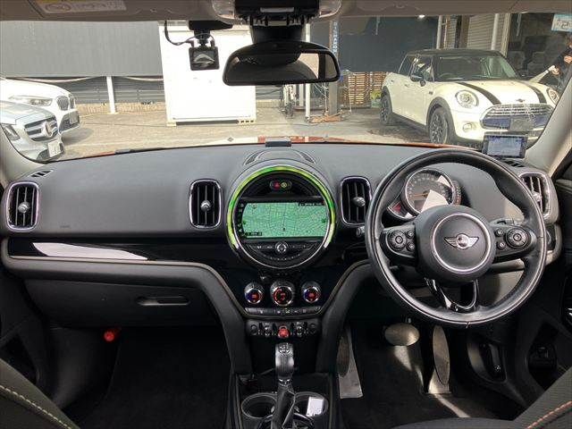 BMW MINI COOPER D CR 2017 Image 31