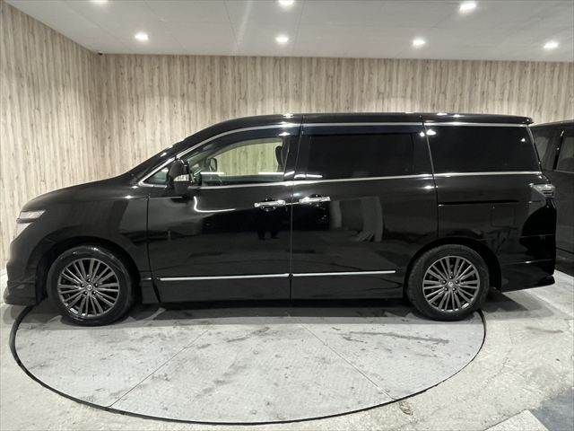 NISSAN ELGRAND 2015 Image 31