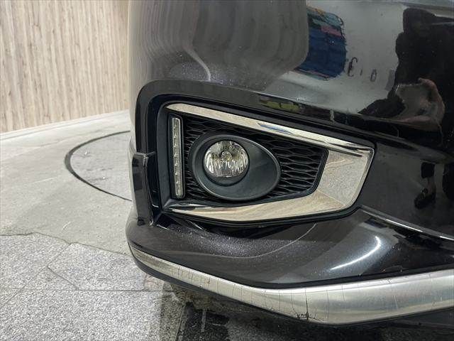 NISSAN ELGRAND 2015 Image 31