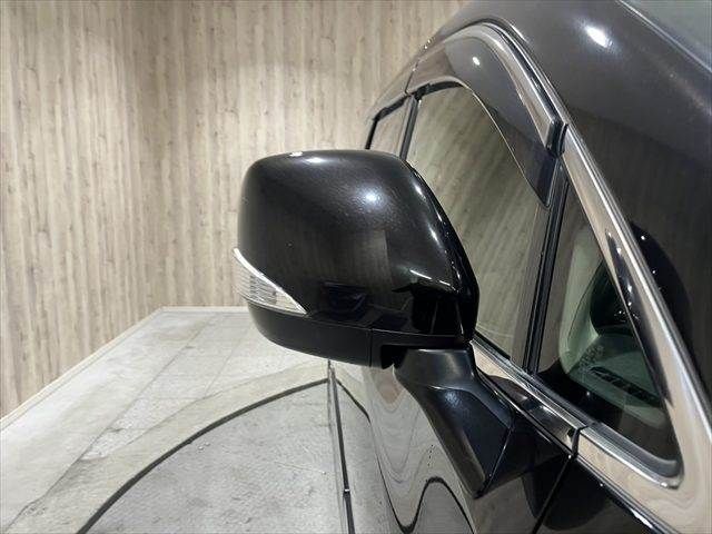 NISSAN ELGRAND 2015 Image 31