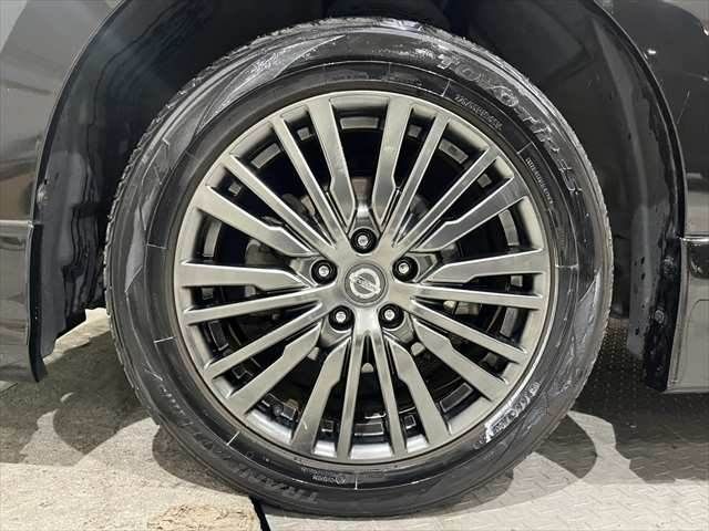 NISSAN ELGRAND 2015 Image 31