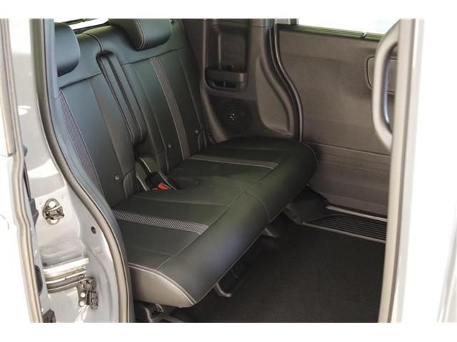 HONDA N BOX CUSTOM 2025 Image 31