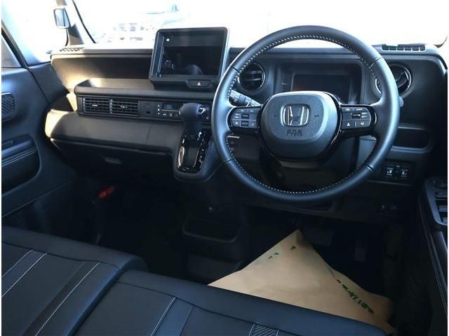 HONDA N BOX CUSTOM 2025 Image 31