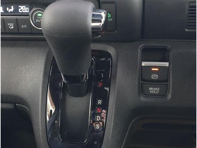 HONDA N BOX CUSTOM 2025 Image 31