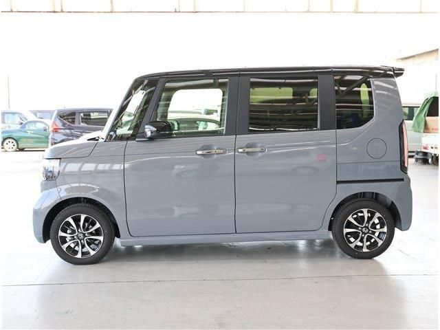 HONDA N BOX CUSTOM 2025 Image 31