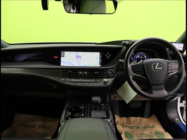 TOYOTA LEXUS LS500H 2017 Image 31