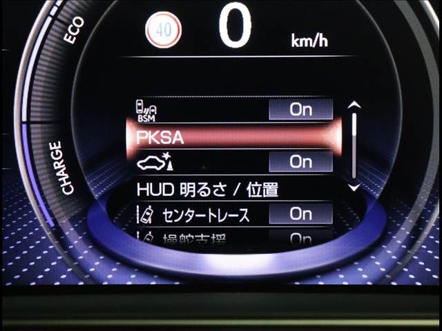 TOYOTA LEXUS LS500H 2017 Image 31