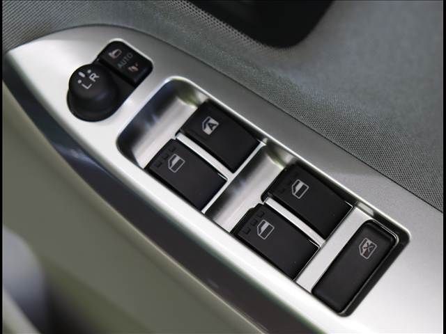 TOYOTA PIXIS JOY 2020 Image 31