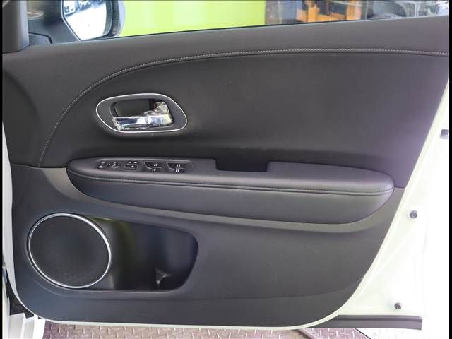 HONDA VEZEL HYBRID 2020 Image 31