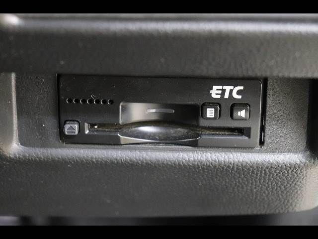 SUZUKI WAGON R 2018 Image 31