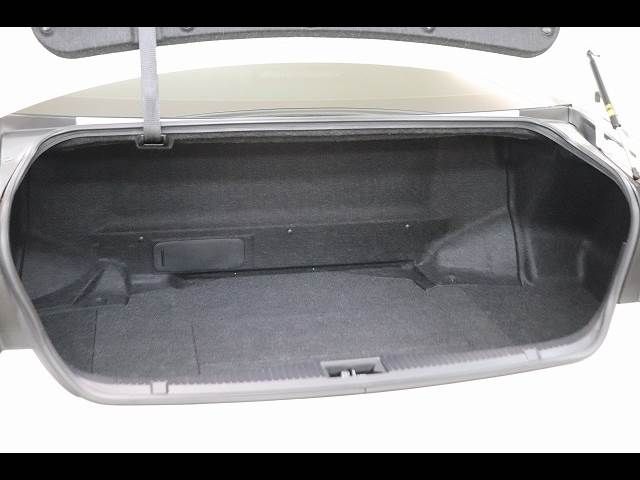 TOYOTA CROWN SEDAN HYBRID 2017 Image 31