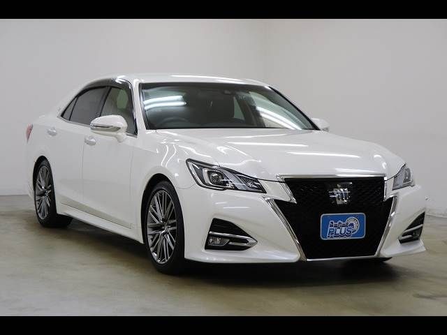 TOYOTA CROWN SEDAN HYBRID 2017 Image 31