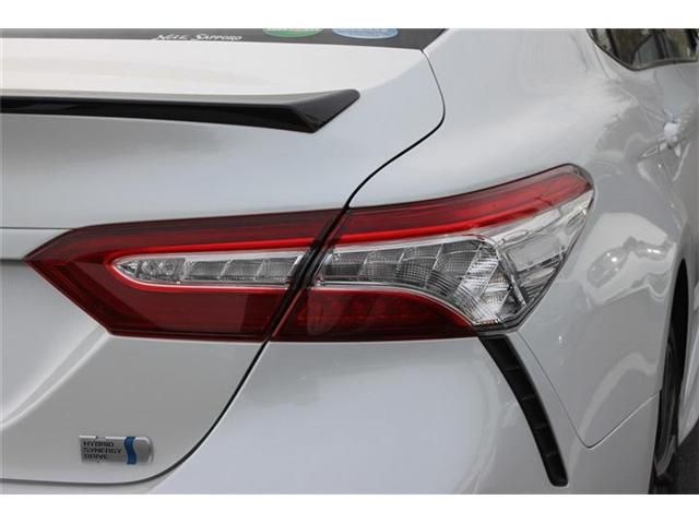 TOYOTA CAMRY HYBRID 2019 Image 31