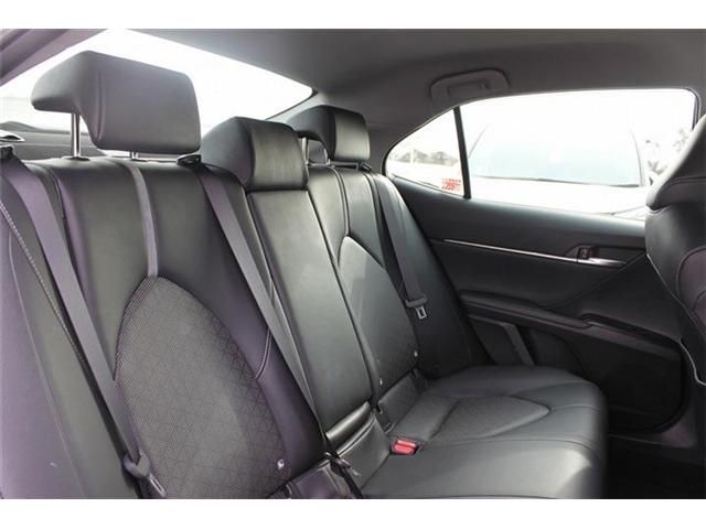 TOYOTA CAMRY HYBRID 2019 Image 31