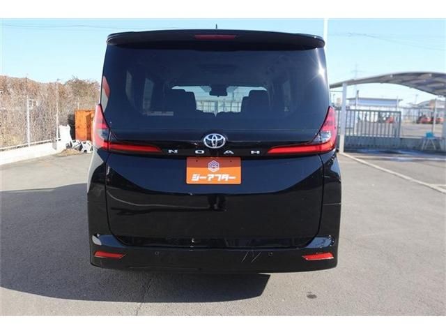 TOYOTA NOAH 2022 Image 31