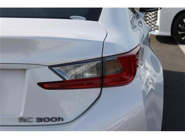 TOYOTA LEXUS RC300H 2015 Image 31