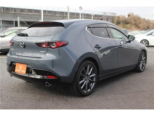 MAZDA 3 FASTBACK 2019 Image 31