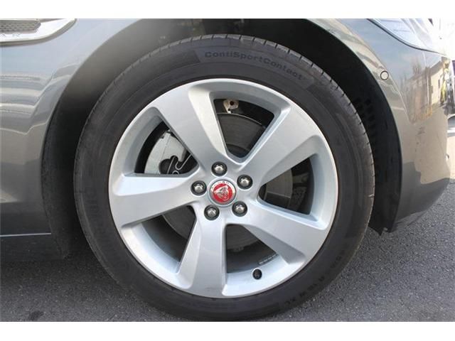 JAGUAR XFSERIES SPOR 2018 Image 31