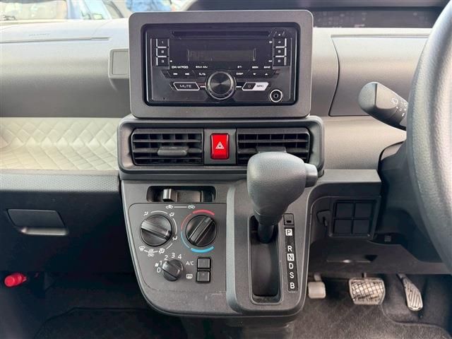 DAIHATSU TANTO 2021 Image 31