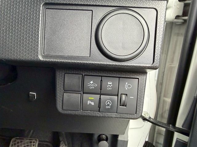 DAIHATSU TANTO 2021 Image 31