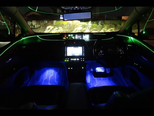 TOYOTA PRIUS 2022 Image 31