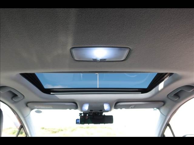 TOYOTA PRIUS 2022 Image 31