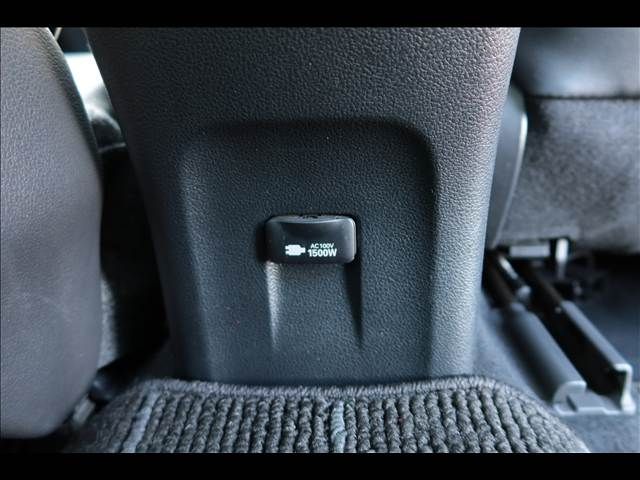 TOYOTA PRIUS 2022 Image 31