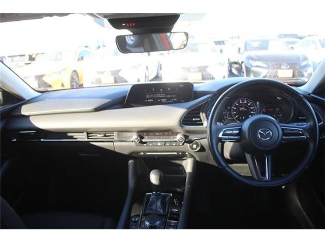 MAZDA 3 SEDAN 2019 Image 31