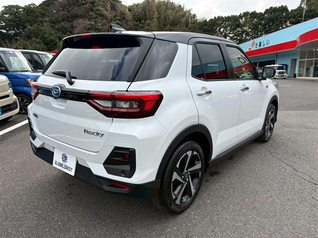 DAIHATSU ROCKY E-SMART HYBRID 2025 Image 31