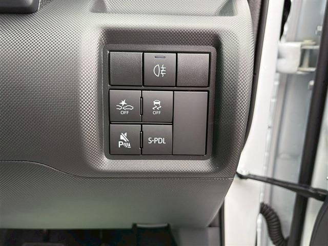 DAIHATSU ROCKY E-SMART HYBRID 2025 Image 31