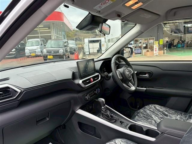 DAIHATSU ROCKY E-SMART HYBRID 2025 Image 31