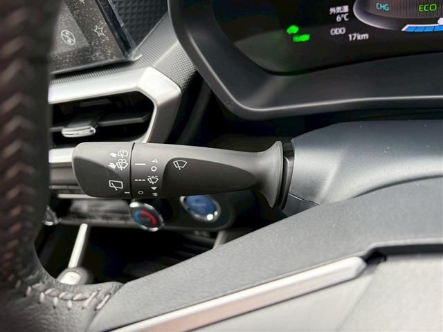 DAIHATSU ROCKY E-SMART HYBRID 2025 Image 31