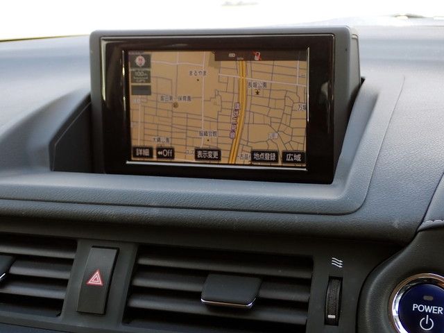 TOYOTA LEXUS CT200H 2015 Image 31