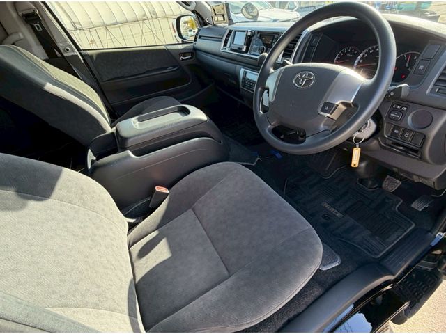 TOYOTA HIACE WAGON 4WD 2019 Image 31