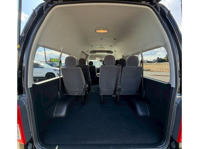TOYOTA HIACE WAGON 4WD 2019 Image 31