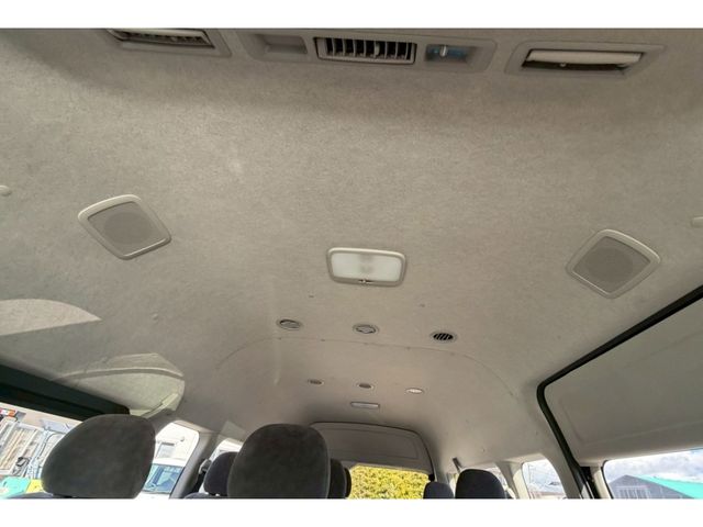 TOYOTA HIACE WAGON 4WD 2019 Image 31