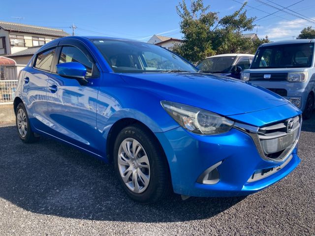 MAZDA DEMIO 2015 Image 31