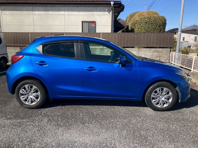 MAZDA DEMIO 2015 Image 31