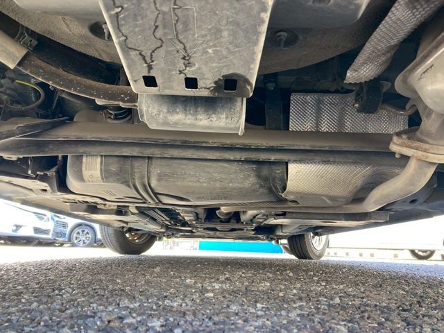 MAZDA DEMIO 2015 Image 31