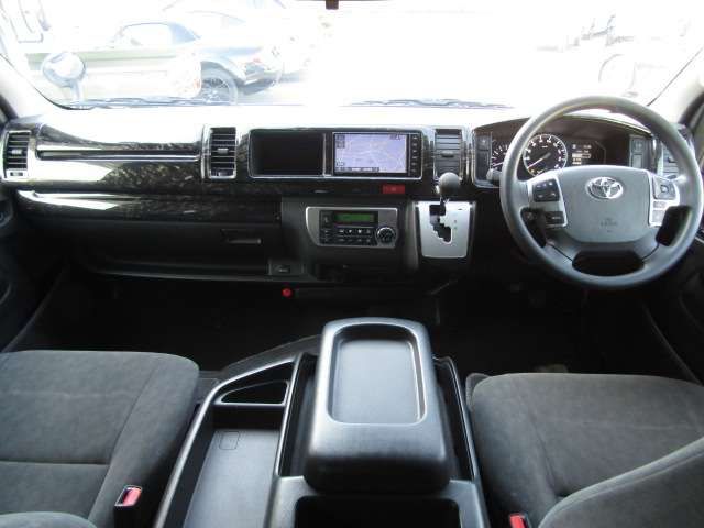TOYOTA HIACE WAGON 4WD 2021 Image 31