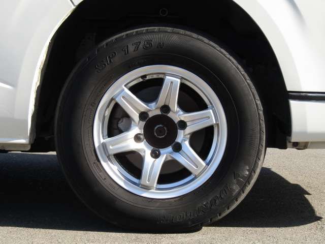 TOYOTA HIACE WAGON 4WD 2021 Image 31