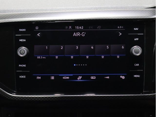 VOLKSWAGEN T-CROSS 2021 Image 31