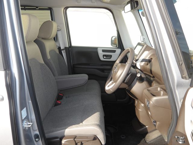 HONDA N BOX 2022 Image 31