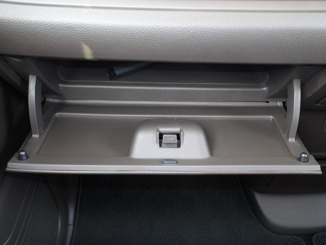 HONDA N BOX 2022 Image 31