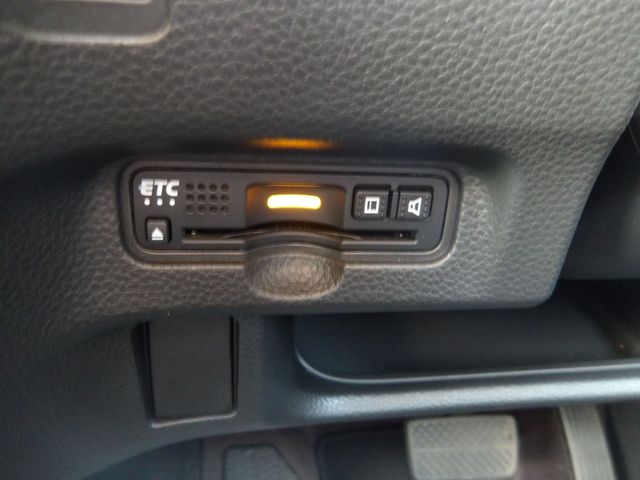 HONDA N BOX CUSTOM 2020 Image 31