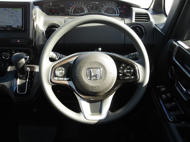 HONDA N BOX CUSTOM 2020 Image 31