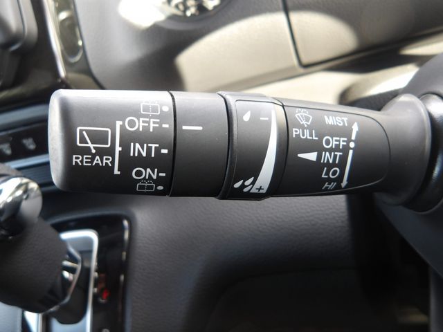 HONDA N BOX CUSTOM 2020 Image 31