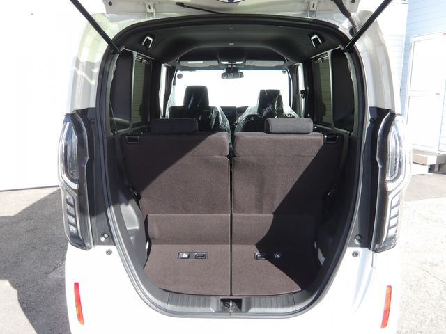 HONDA N BOX CUSTOM 2020 Image 31