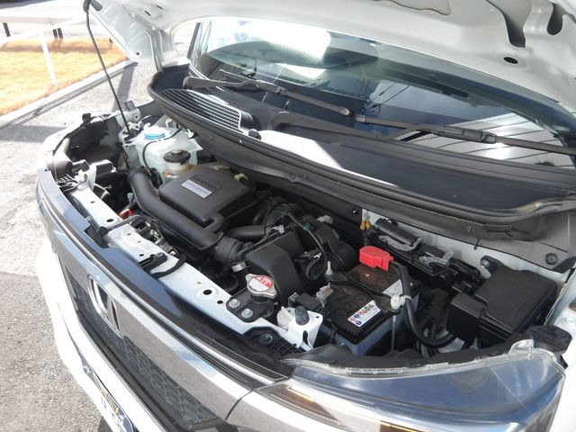 HONDA N BOX CUSTOM 2020 Image 31