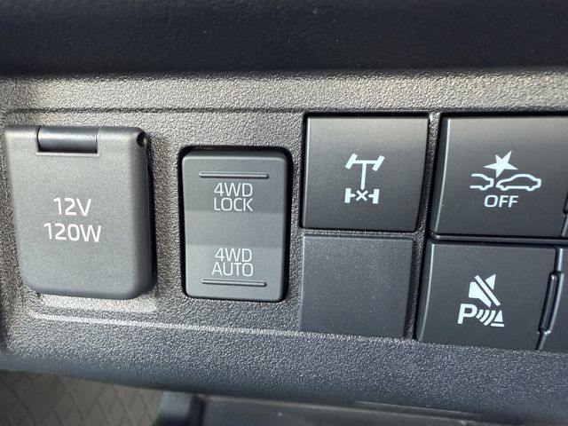 DAIHATSU HIJET TRUCK 4WD 2026 Image 31